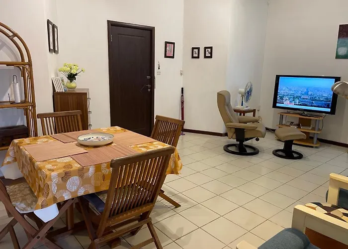Private Apartment Wakin Residence, City Centre, Port Louis